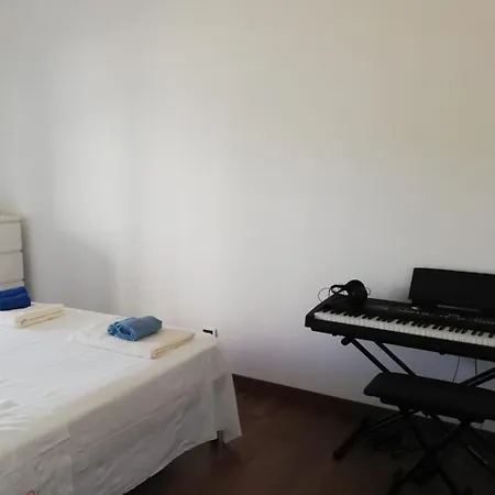 White-blue Vibes, Seafront 2-bedroom *